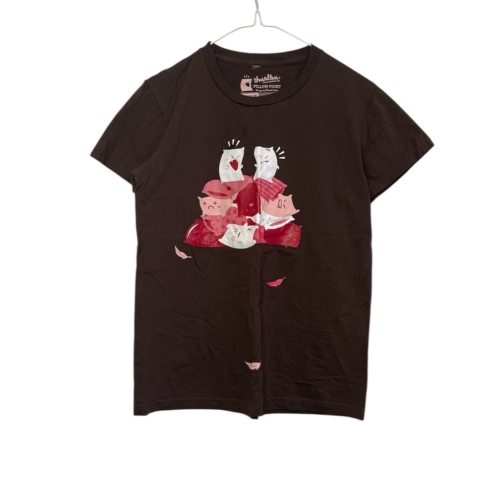 Threadless Pillow Fight Brown Graphic Tee XL Fiona Lee Design
